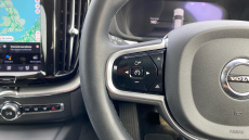 Volvo XC60 2.0 B5P Plus Dark 5dr AWD Geartronic Petrol Estate